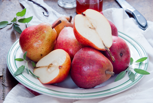 Cooking with Red Bartlett Pears and vanilla