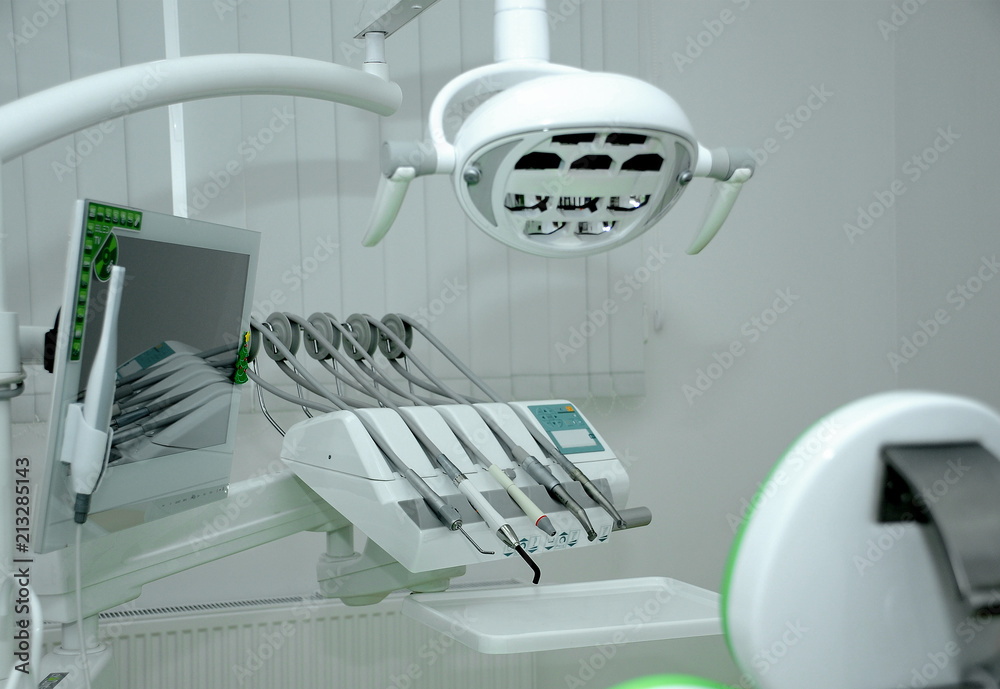 Narzędzia dentystyczne - obrazy, fototapety, plakaty 