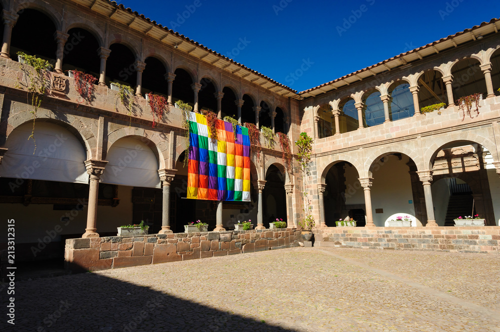 Fototapeta premium サント・ドミンゴ教会中庭