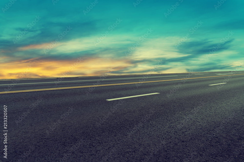 Fototapeta premium Empty highway asphalt road and beautiful sky landscape