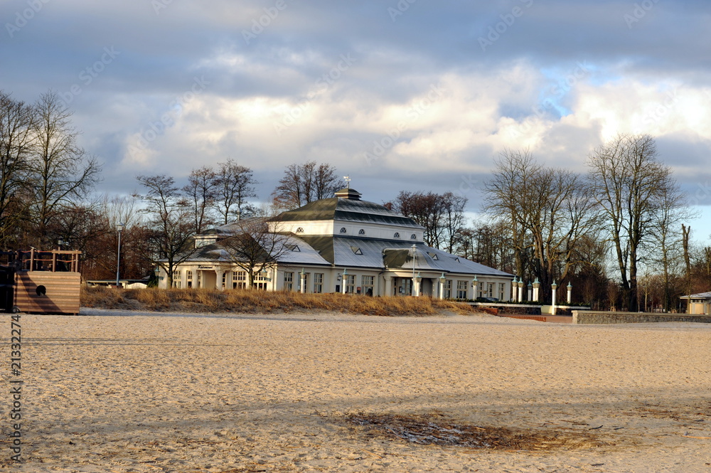 Ueckermünde, Haffbad mit historischer Strandhalle