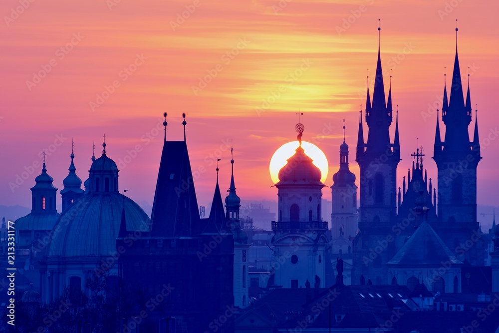Fototapeta premium Sun Disk behind the Astronomical Tower of Prague Clementinum