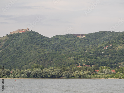 Donaukreuzfahrt durch ungarn photo