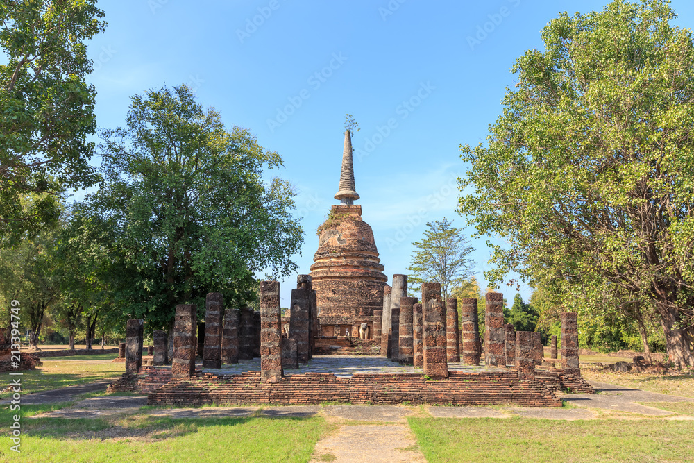 Chapel at Wat Chang Lom, Shukhothai Historical Park, Thailand