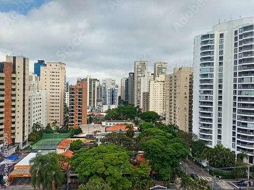 BAIRRO DE MOEMA SÃO PAULO/SP  BRASIL - OUTUBRO 2017 photo