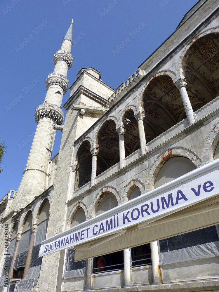 Fototapeta premium Sultan-Ahmet-Moschee in Istanbul