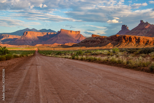Dirt road through Utah desert