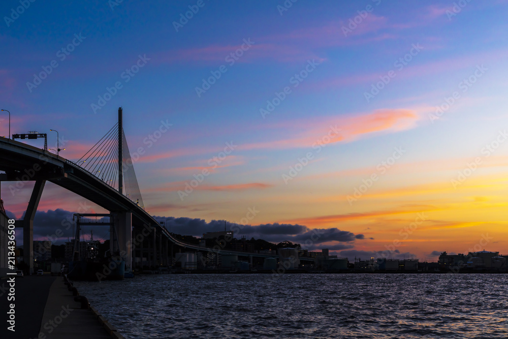 Fototapeta premium 博多湾の夕日