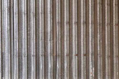 wall of corrugated metal