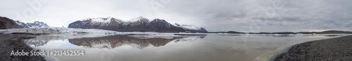 Panoramic view of glacier in Iceland © Keerathi