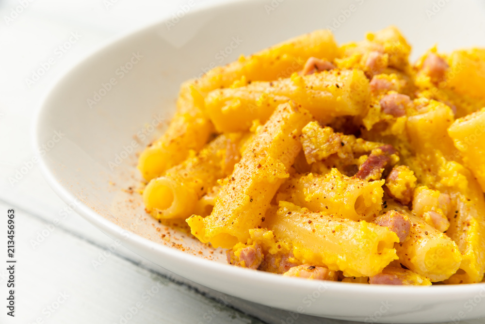 Maccheroni alla carbonara Maccheroni alla carbonara