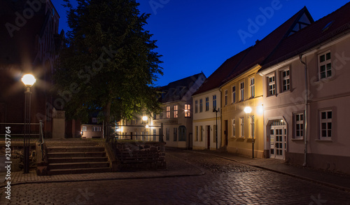Altstadt bei Nacht © tilody16