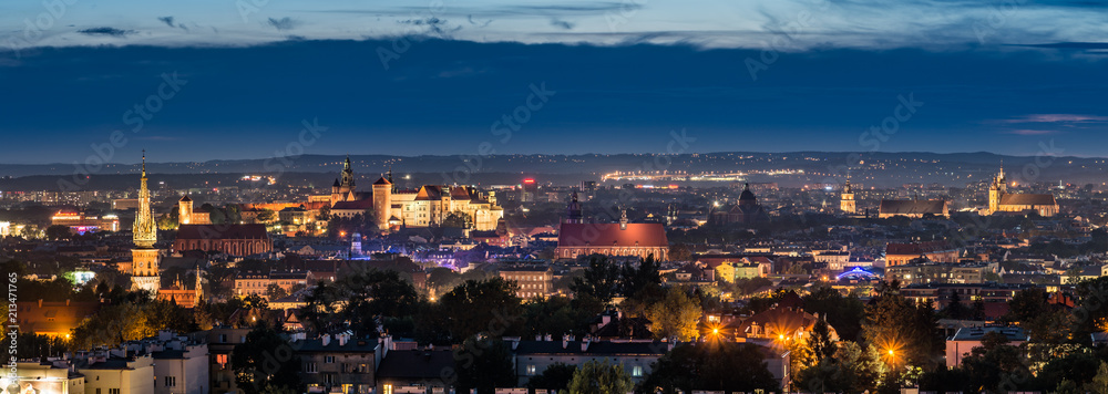 Obraz premium Krakow, Poland night panorama of historical old city