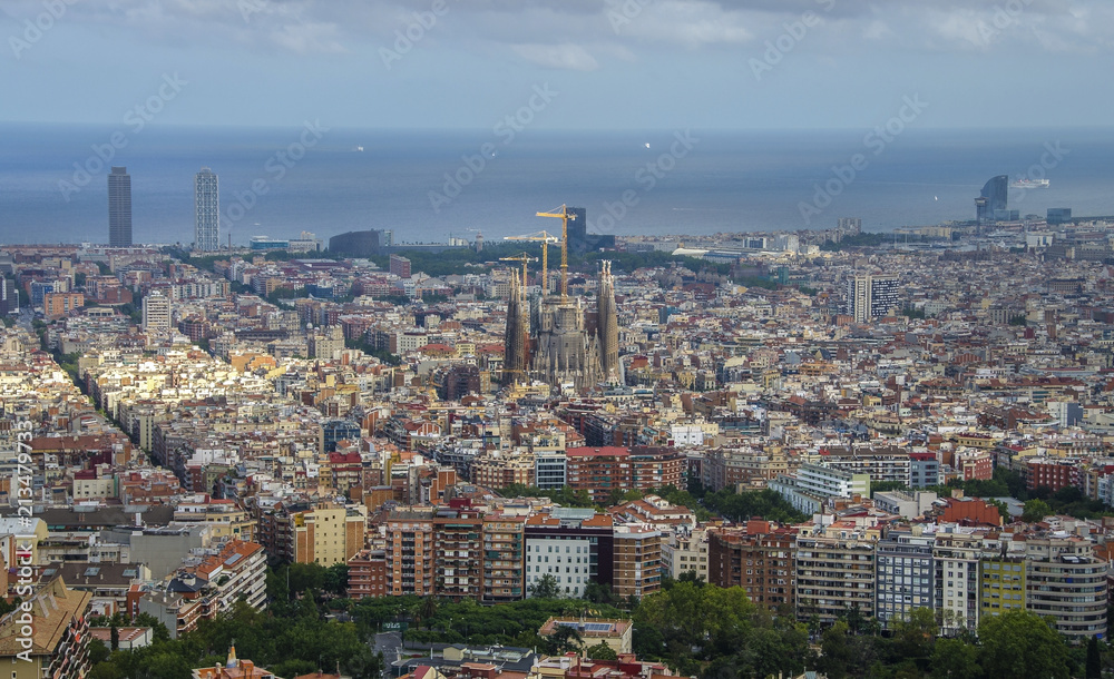 Naklejka premium Barcelona skyline, Spain