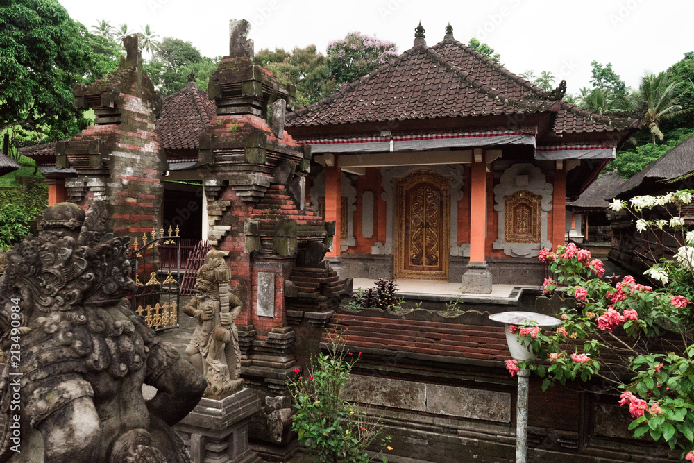 Fototapeta premium temple in Ubud, Bali, Indonesia.