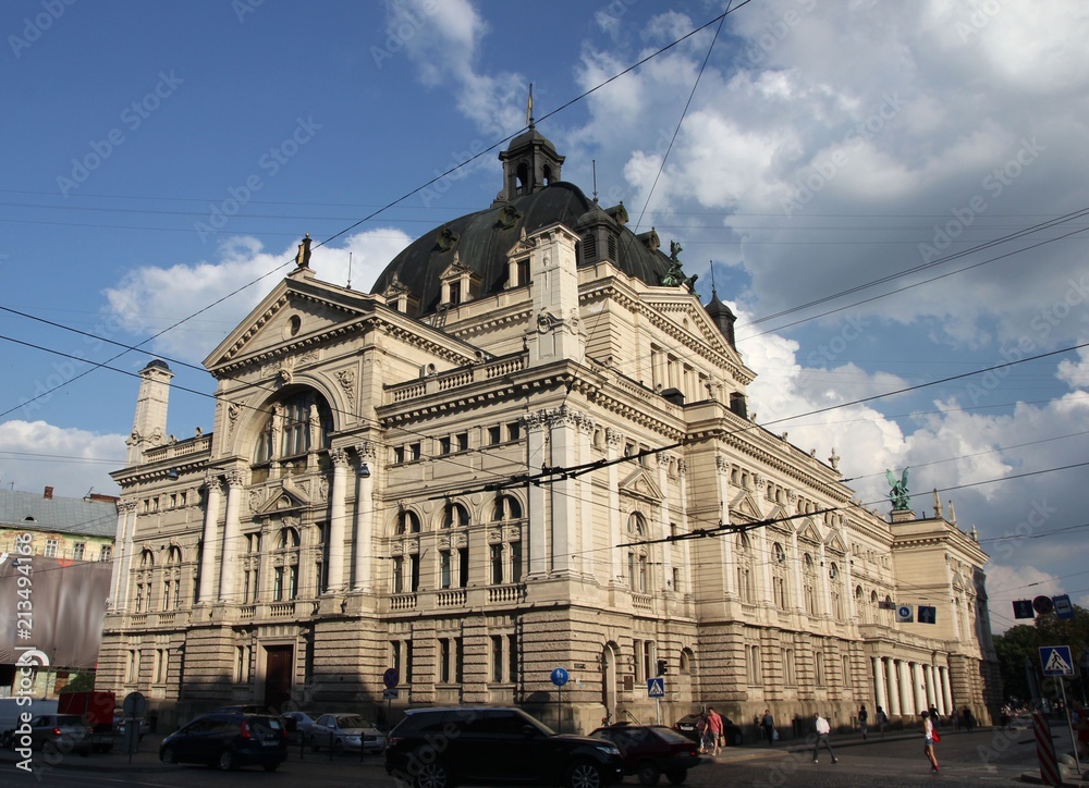 Obraz premium Facade of the Lviv Theatre of Opera and Ballet, Ukraine
