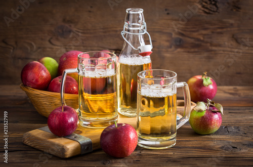 Hard apple cider photo