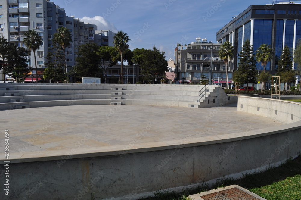 Fototapeta premium The beautiful Limassol Molos in Cyprus