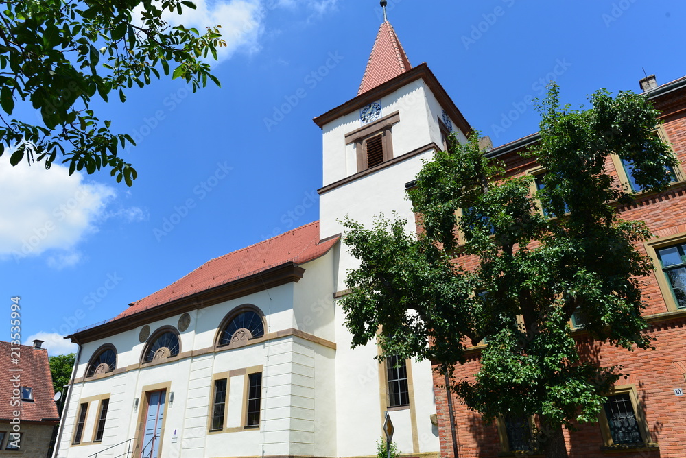 Fototapeta premium evangelische Kirche in Tauberzell (Adelshofen) Landkreis Ansbach - Mittelfranken