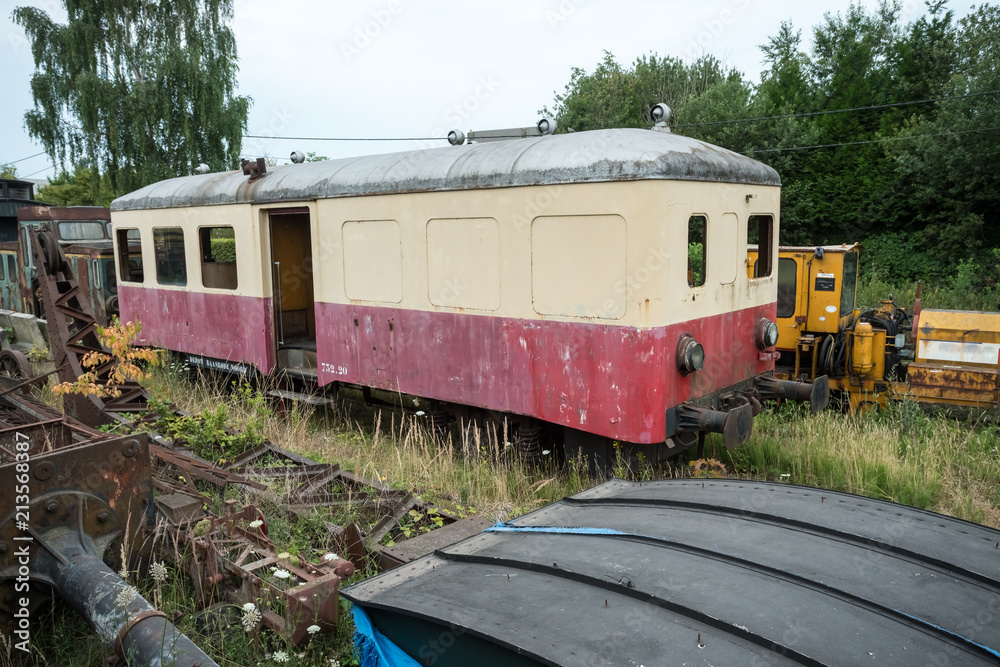 Fototapeta premium an train graveyard