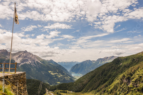 Poschiavo, Bernina, Alp Grüm, Val Poschiavo, Lago di Poschiavo, Berninapass, Berninaexpress, Passhöhe, Wanderweg, Graubünden, Alpen, Sommer, Schweiz photo