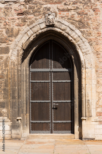 Holztür Eingang Einer Christlichen Kirche In Deutschland © bastian herrmann