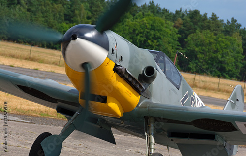 Historisches Jagdflugzeug Me 109