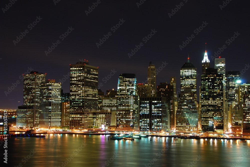 Naklejka premium Offices at night