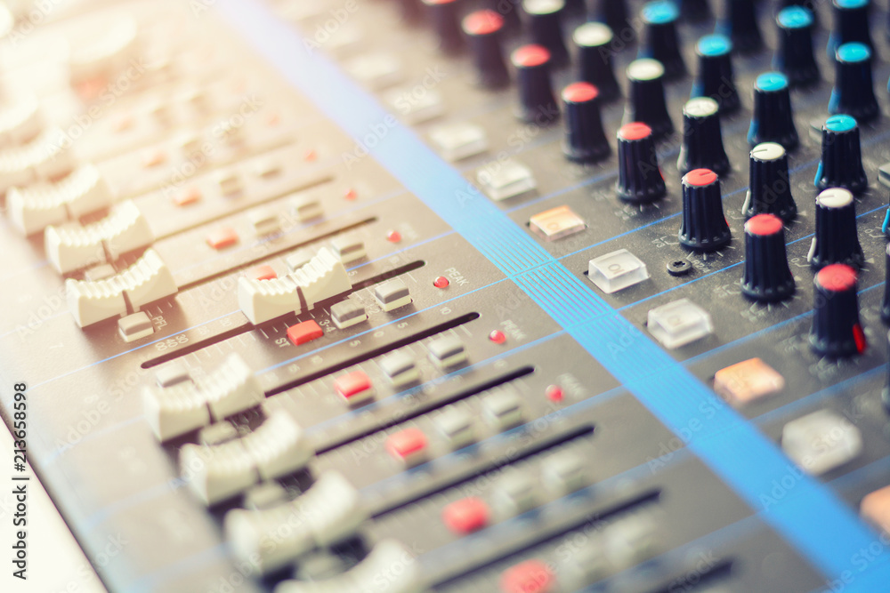 Professional audio mixer console radio broadcasting Professional audio mixer console radio broadcasting