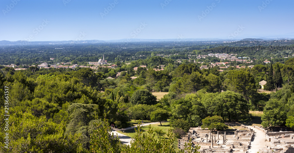 View of Saint Remy from the Roman city of Glanum. Saint Remy de Provence, Bouches du Rhone, Provence, France