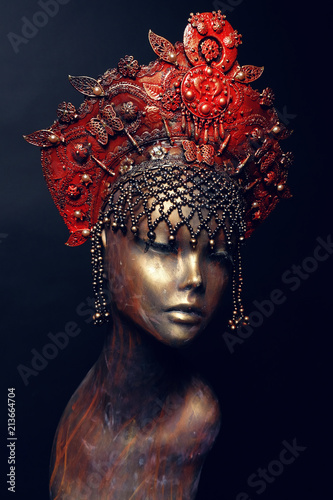 Head of mannequin in creative red kokoshnick