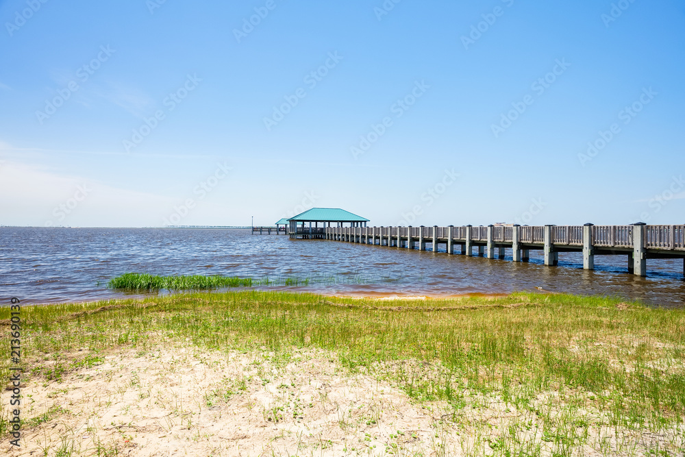 Fototapeta premium Gulf coast beach in Ocean Springs, Mississippi.