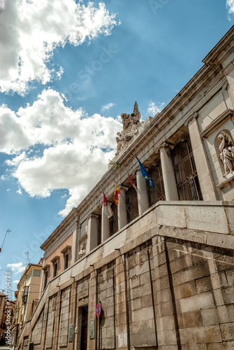 Vista edificio universidad de toledo, palacio cardenal lorenzana photo