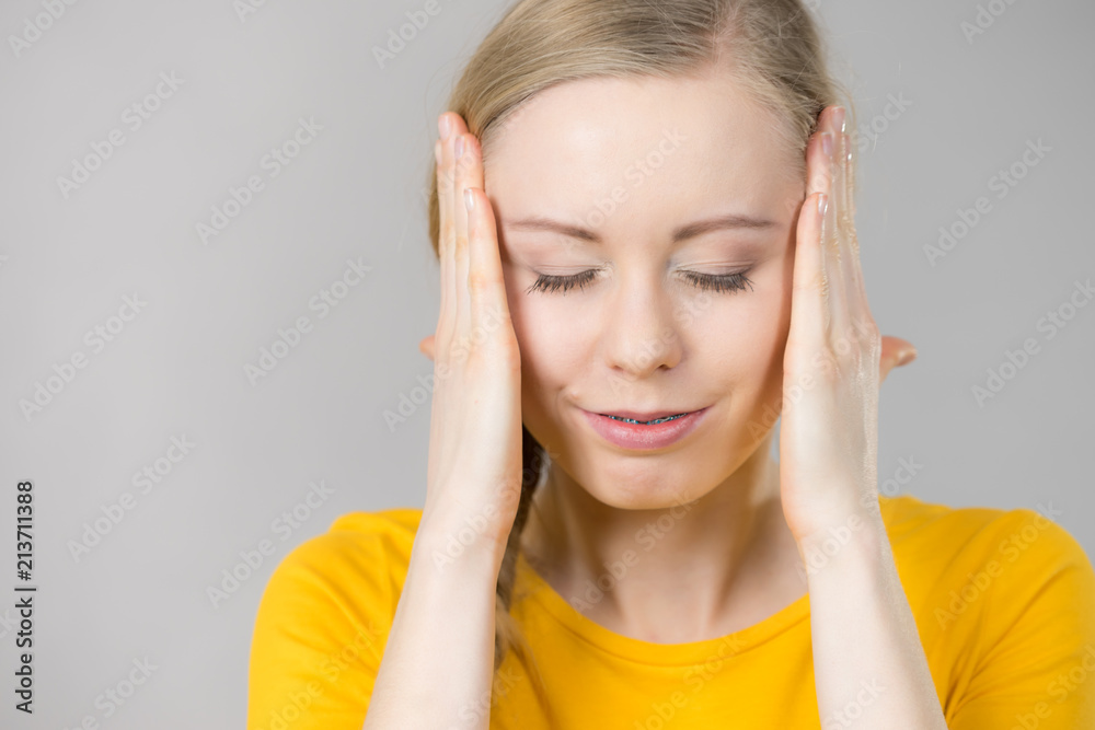 Fototapeta premium Woman having head ache