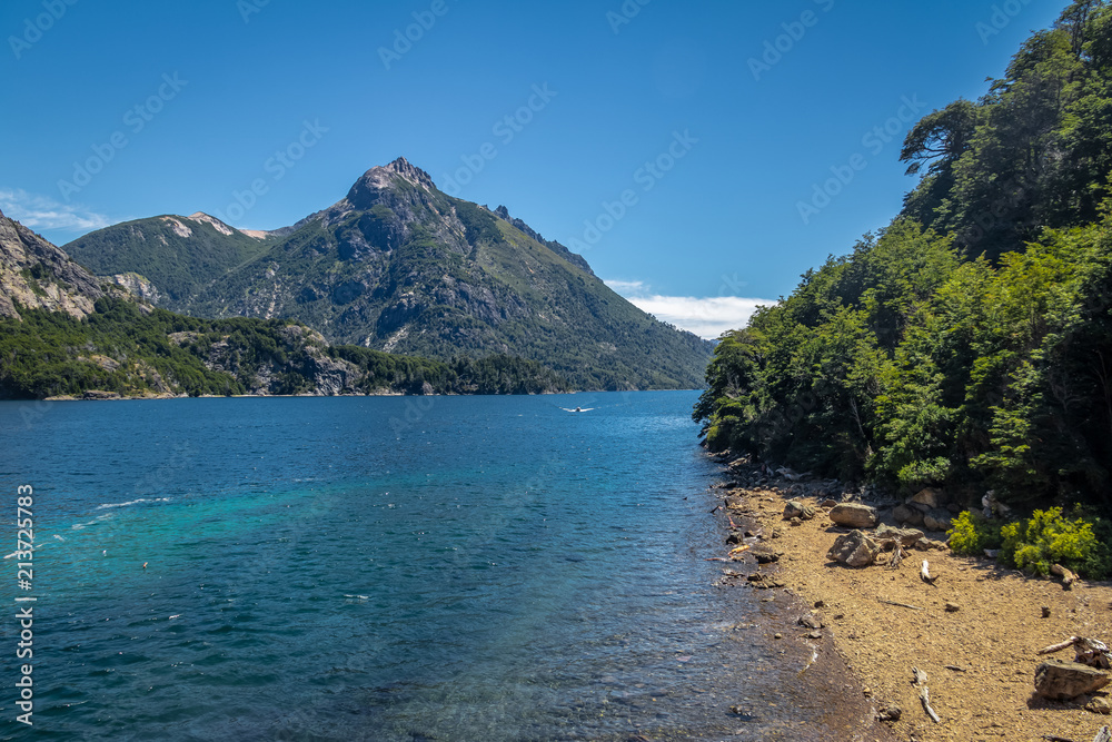 Obraz premium Arroyo La Angostura Beach at Circuito Chico - Bariloche, Patagonia, Argentina