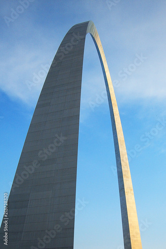 Gateway Arch - Tall monument in Gateway National Park in St. Louis.