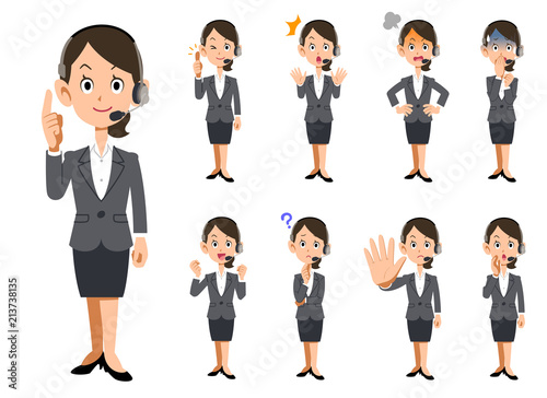 ヘッドセットを装着した女性オペレーターの9種類の表情と仕草_全身
