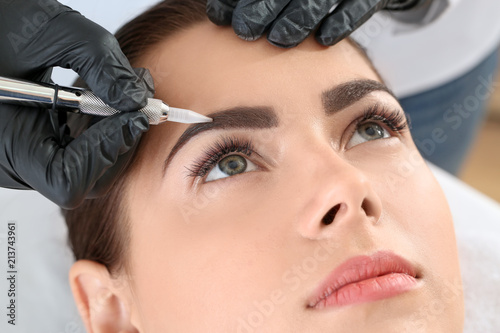 Young woman undergoing proc...