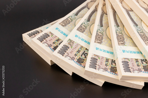 札束　1万円札　財産イメージ