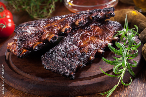 Spicy barbecued pork ribs