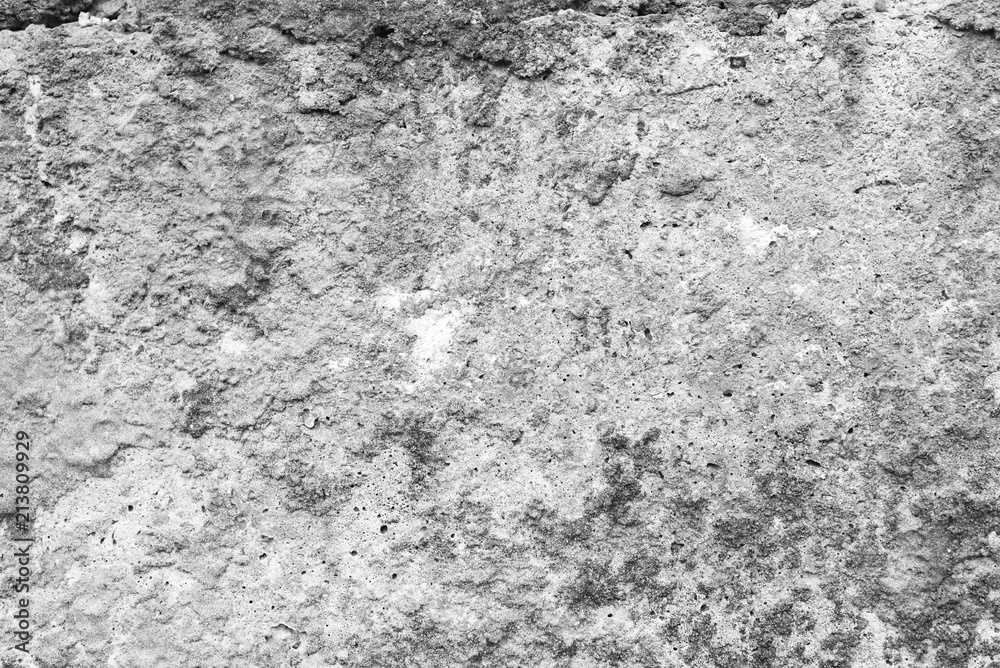 Fototapeta premium Wall fragment with scratches and cracks