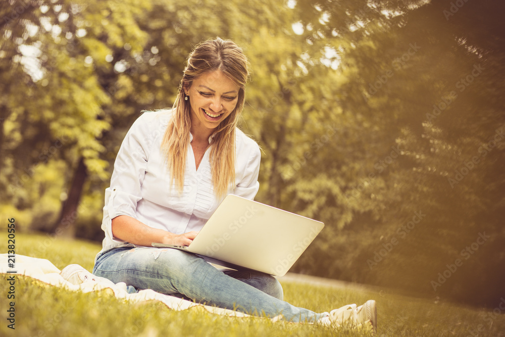 Obraz premium Happy and successful .