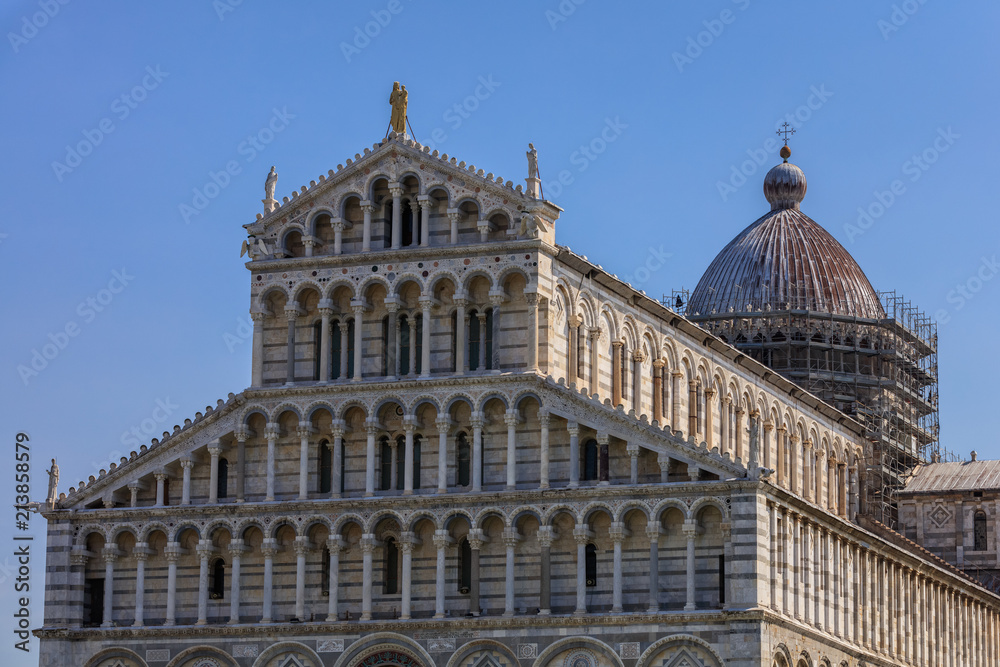 Obraz premium Cathedral at Piazza dei Miracoli in Pisa
