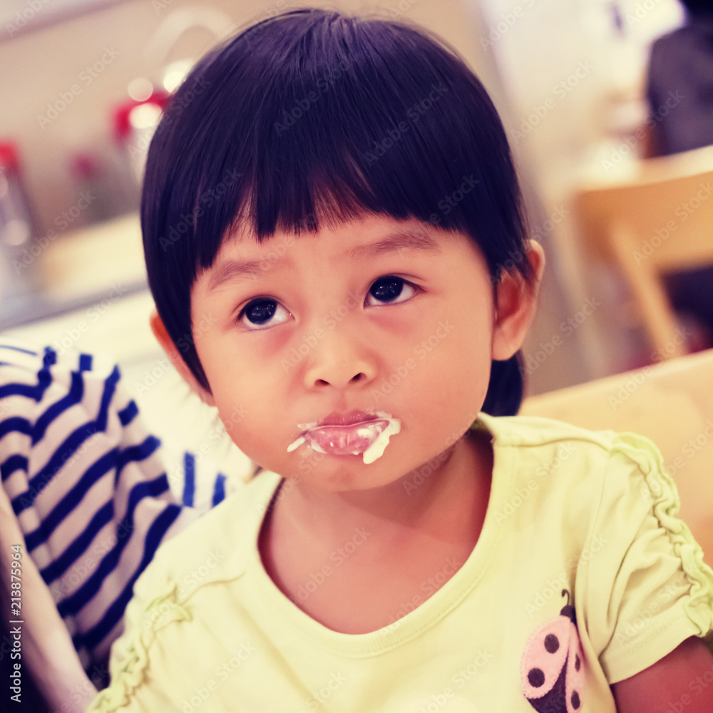 Kids are eating ice cream. Kids are eating ice cream.