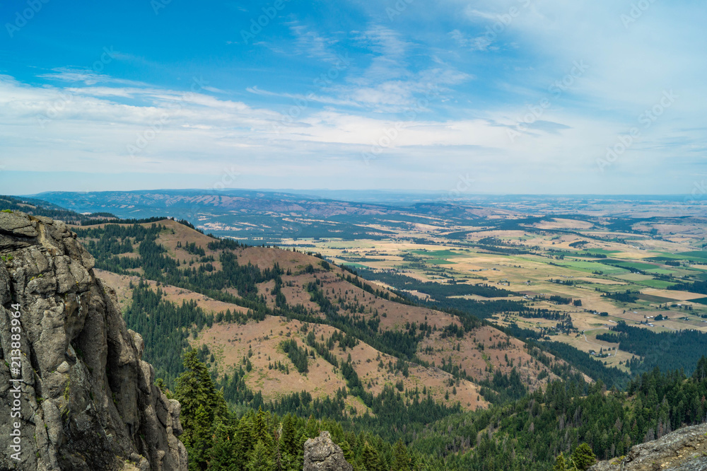 Grande Ronde Valley in northeastern Oregon, USA