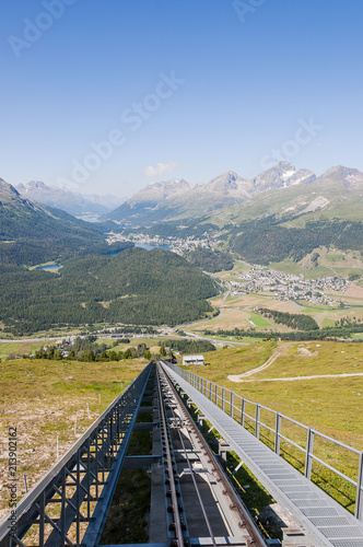 St. Moritz, Muottas Muragl, Oberengadin, Celerina, Engadin, Seenplatte, Piz Julier, St. Moritzersee, Wanderweg, Alpen, Graubünden, Sommer, Schweiz