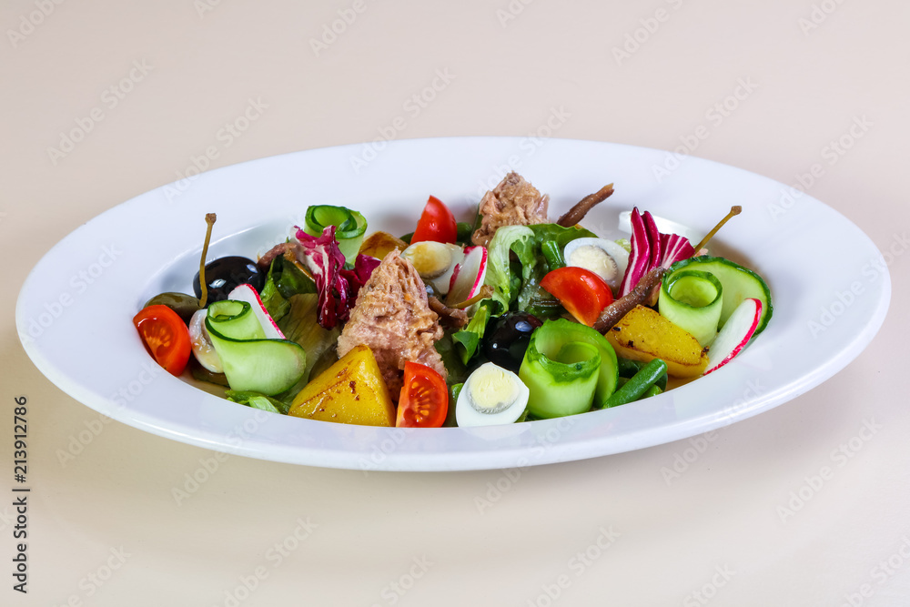 Tuna salad with vegetables Tuna salad with vegetables