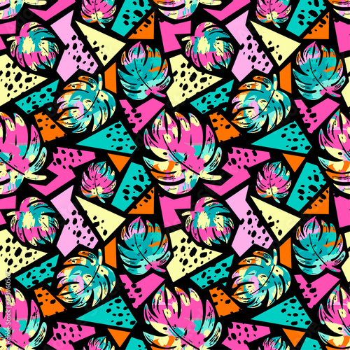 Wallpaper Mural Exotic seamless tropical pattern. Torontodigital.ca