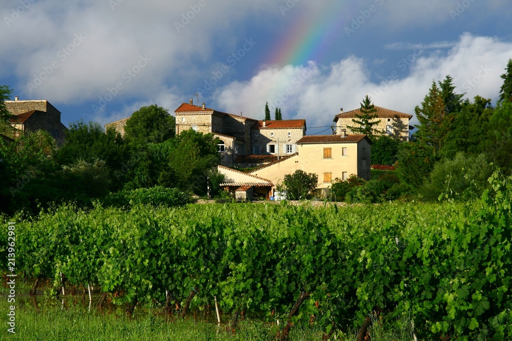 arc-en-ciel à Beaulieu en Ardèche