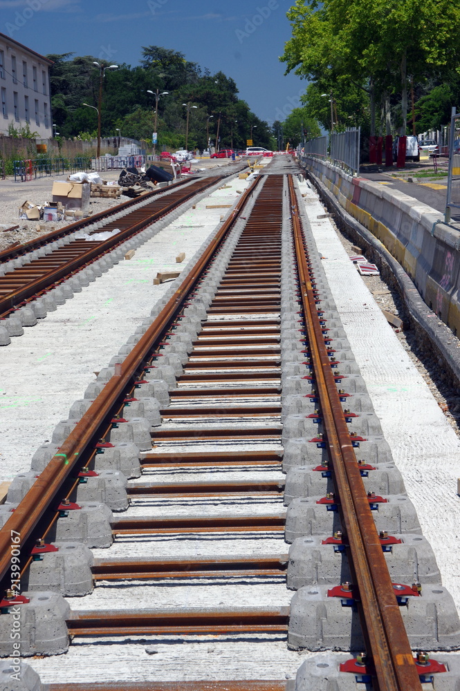 chantier- construction d'une ligne de tramway chantier- construction d'une ligne de tramway
